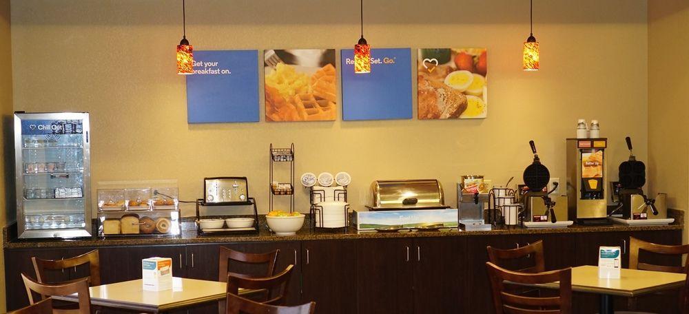 Comfort Inn & Suites Porter Near Indiana Dunes Bagian luar foto