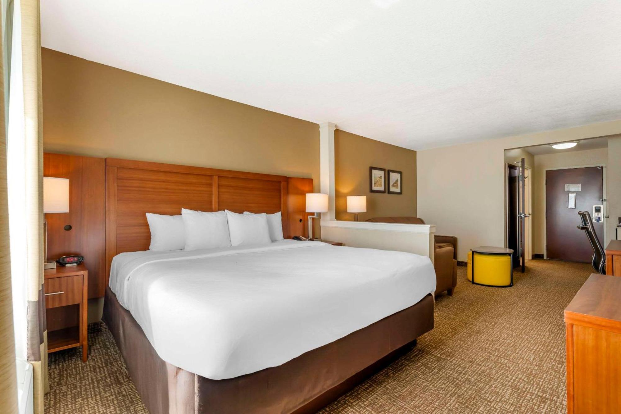 Comfort Inn & Suites Porter Near Indiana Dunes Bagian luar foto