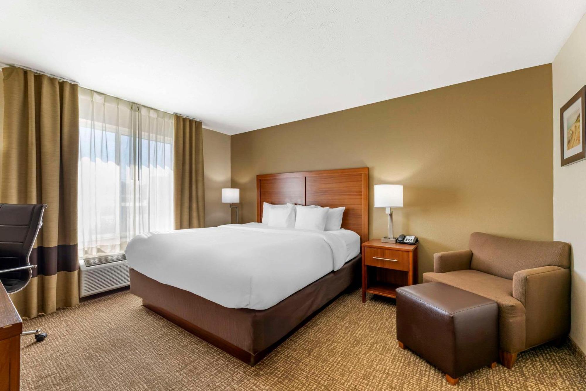 Comfort Inn & Suites Porter Near Indiana Dunes Bagian luar foto