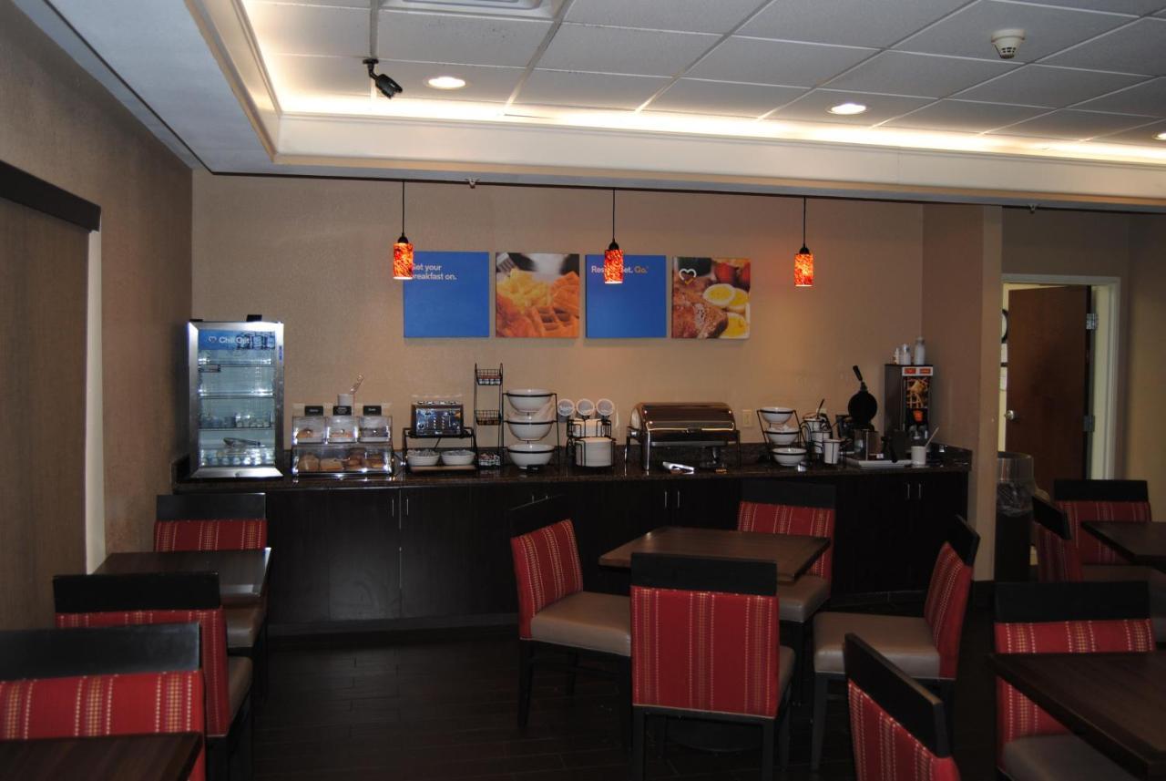 Comfort Inn & Suites Porter Near Indiana Dunes Bagian luar foto