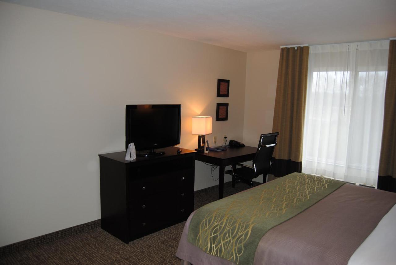 Comfort Inn & Suites Porter Near Indiana Dunes Bagian luar foto